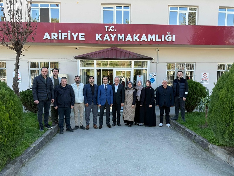 Ak Parti İlçe Teşkilatı Sayın Kaymakamımızı Makamında Ziyaret Etti. 